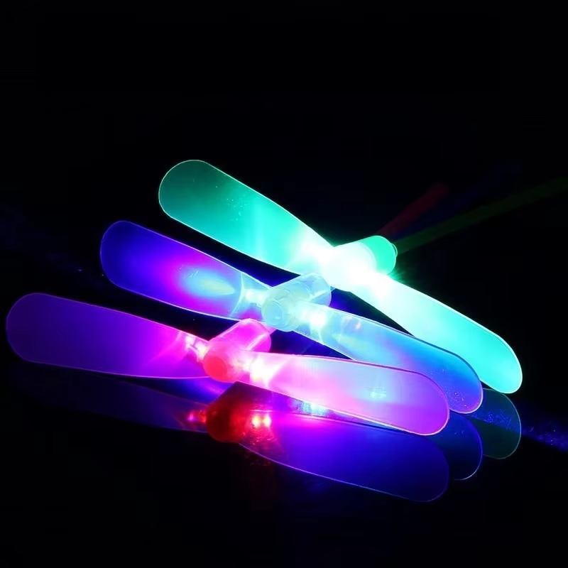 LED Leuchtende Bambus-Libelle  – Kids Outdoor Movie Night Bewertung und Preis